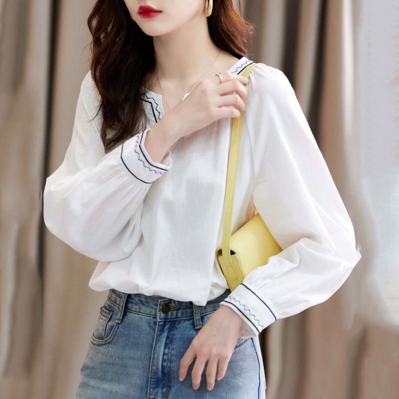 Wholesale Customized V-neck Blouse with Embroidery