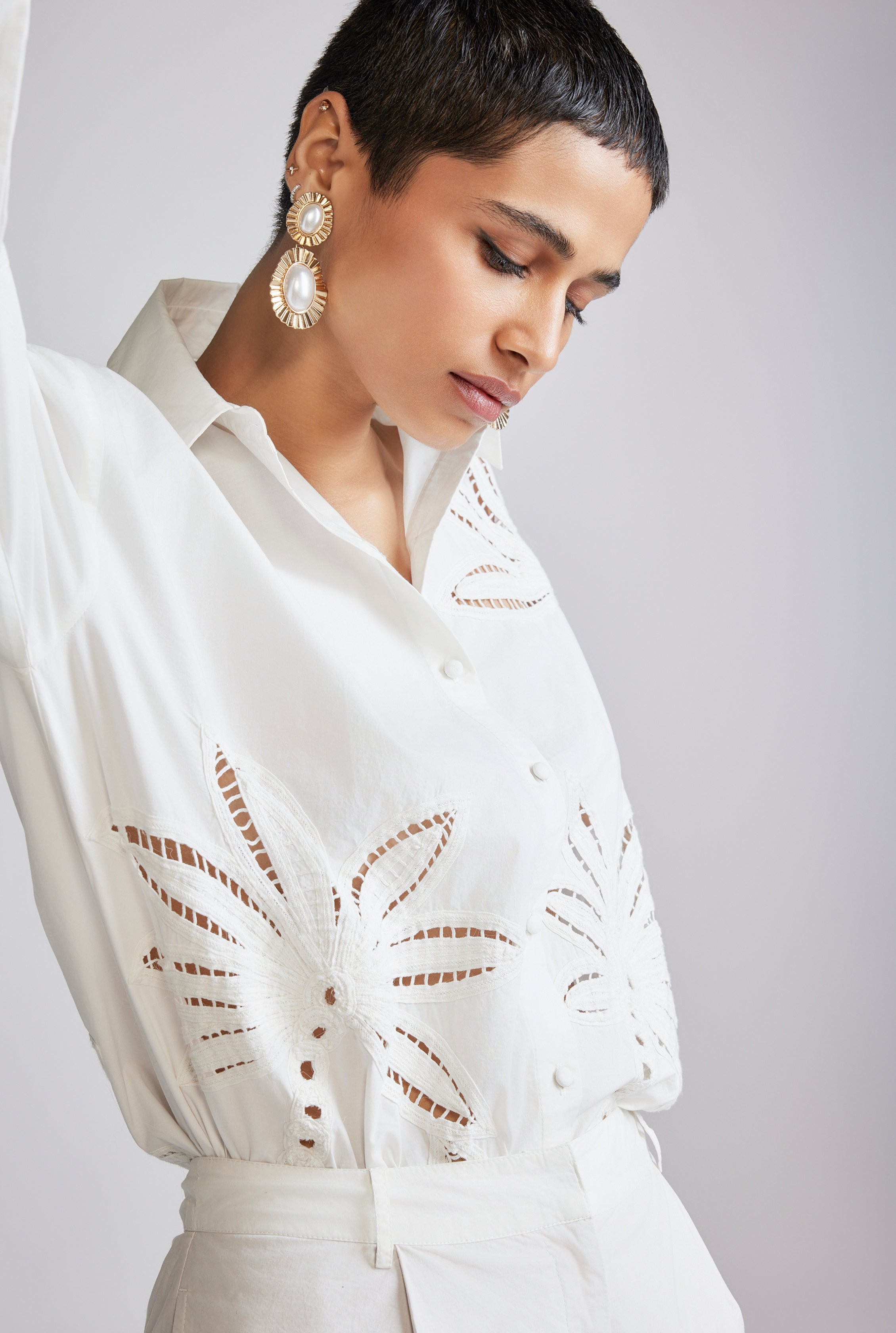 Women's Coconut Flower Hallow Out Embroidery White Shirt