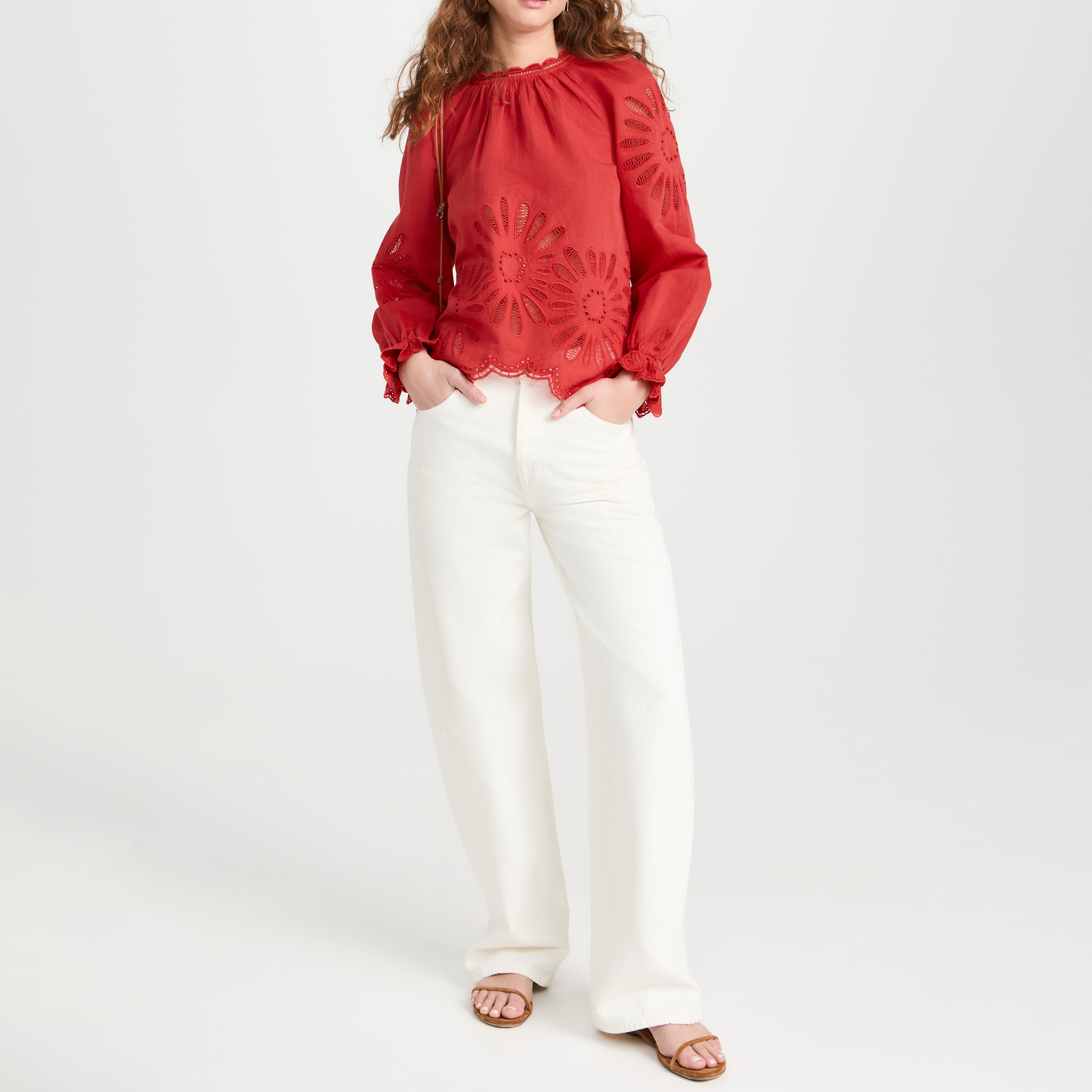 Wholesale Customized Women's Sleeves Blouse with Embroidered