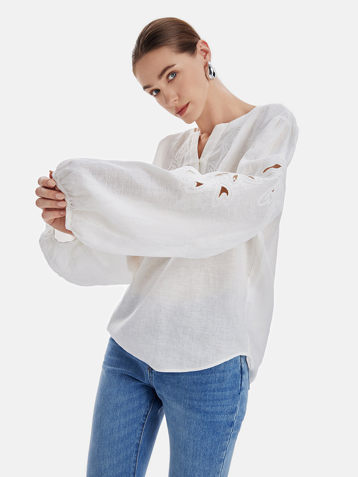 Custom Wholesale Relaxed Embroidered Hollow-Out Top