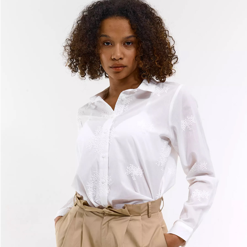 Women's Fashion Floral Fullover Embroidery Shirt with Button, Lapel Collar 