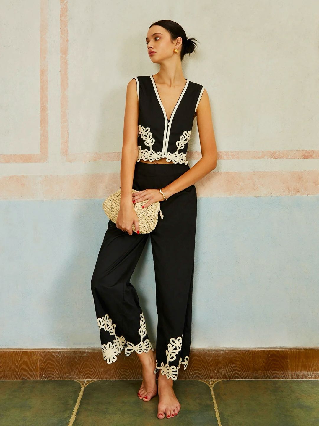 Customized Wholesale Embroidery Sleeveless Zipper Pants Set