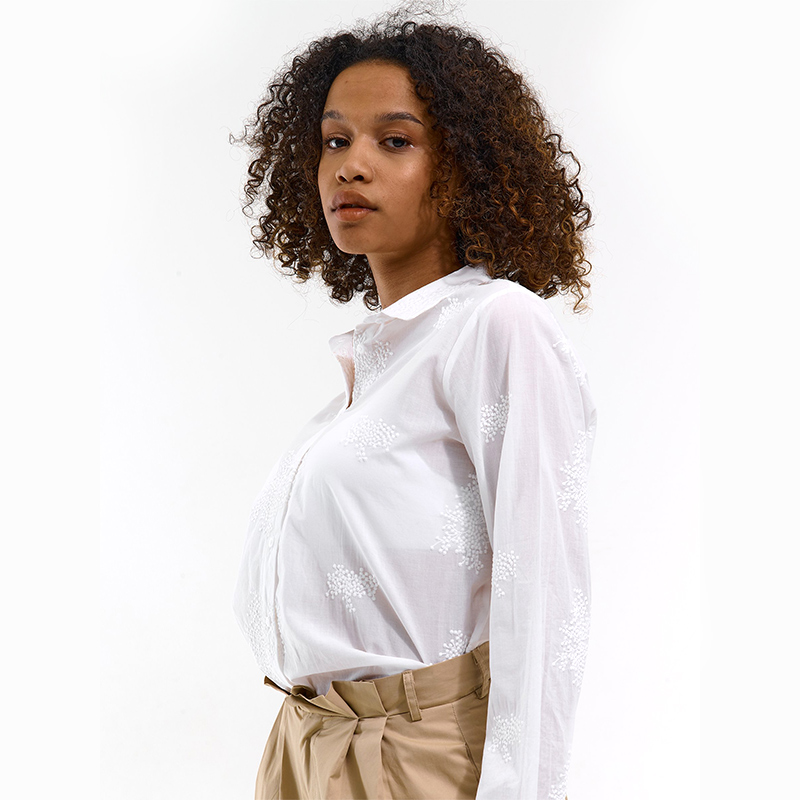 Women's Fashion Floral Fullover Embroidery Shirt with Button, Lapel Collar 