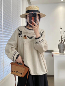 Customized Wholesale Retro Emberoidy Cotton Linen Blouse